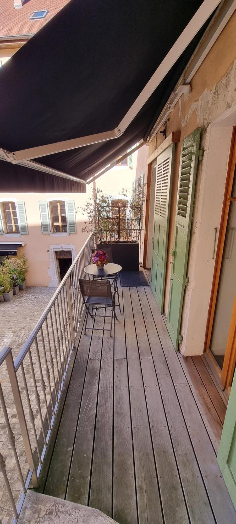 Appartement De Charme Au Coeur De La Vieille Ville Annecy Esterno foto